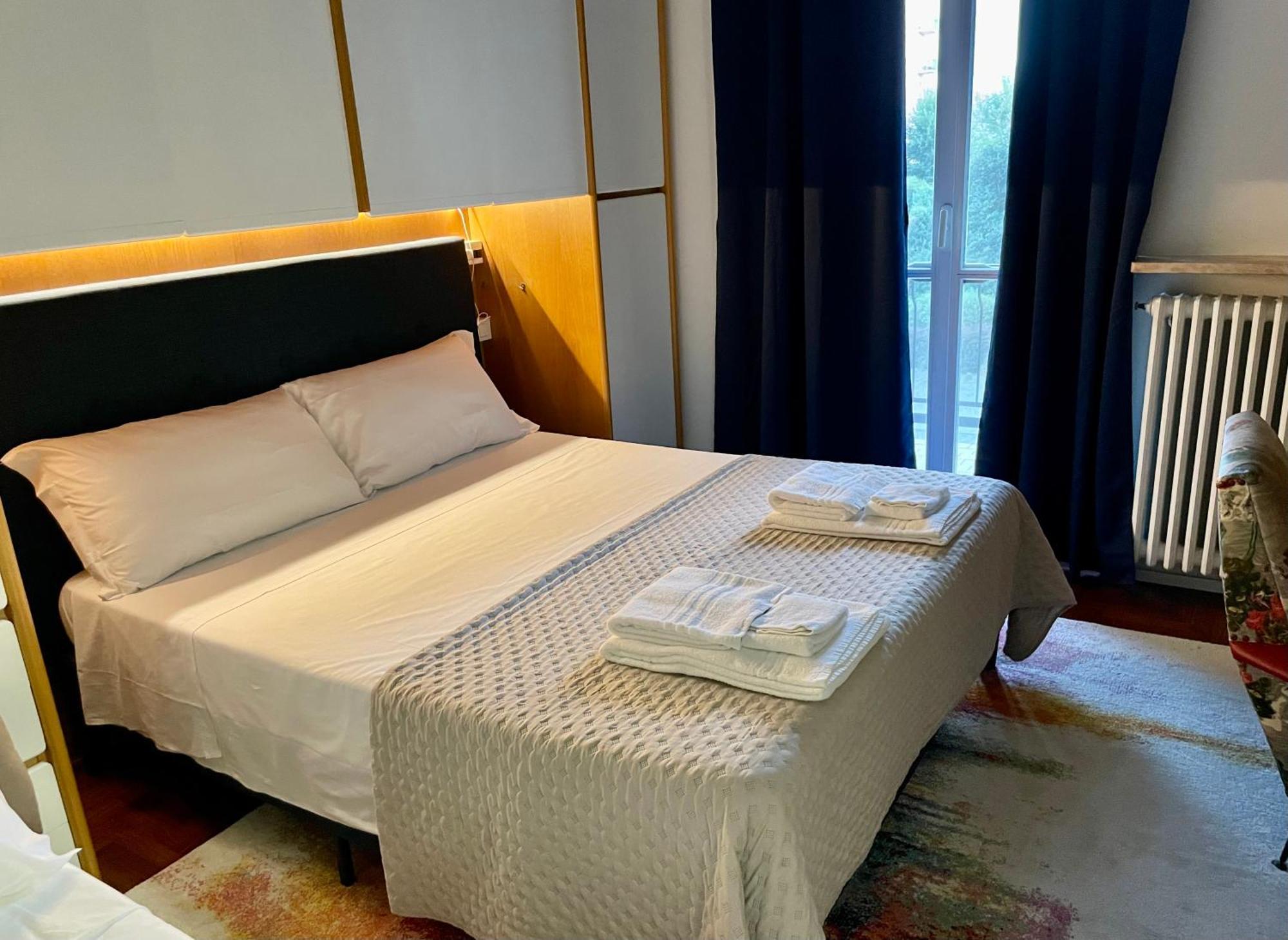 149 Borgo Ticino Suite Attico Di Lusso Con Terrazzo E Parking Privato Павия Экстерьер фото