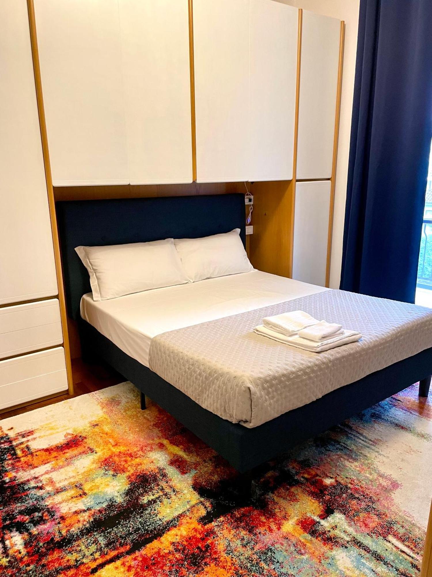 149 Borgo Ticino Suite Attico Di Lusso Con Terrazzo E Parking Privato Павия Экстерьер фото